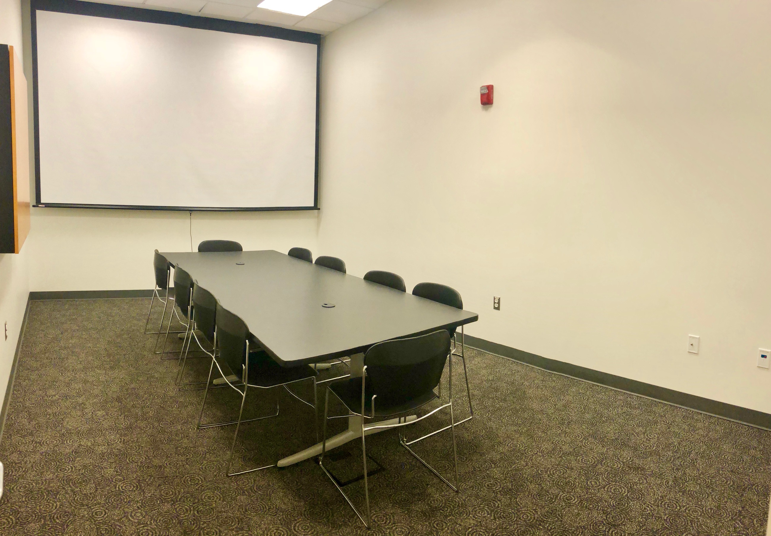 Rectangular table in the Conference Room #1