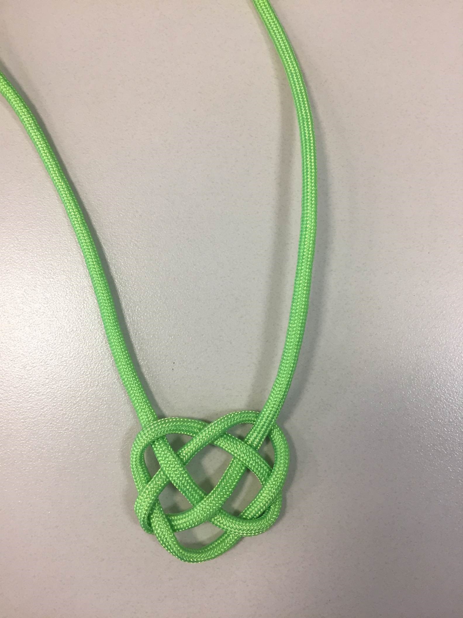 example of knot necklace