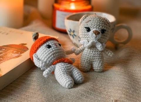 Little crocheted bears on a table